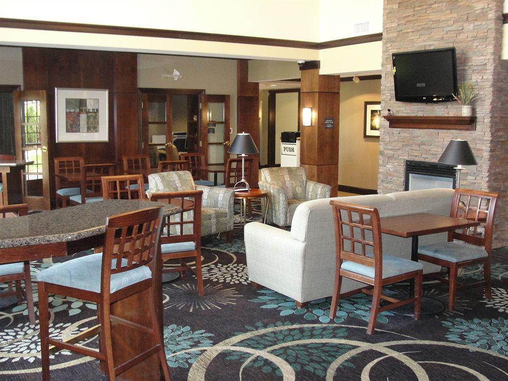 Staybridge Suites Lansing-Okemos By Ihg Экстерьер фото