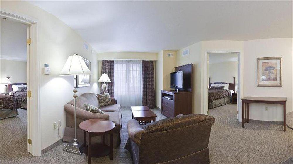 Staybridge Suites Lansing-Okemos By Ihg Экстерьер фото